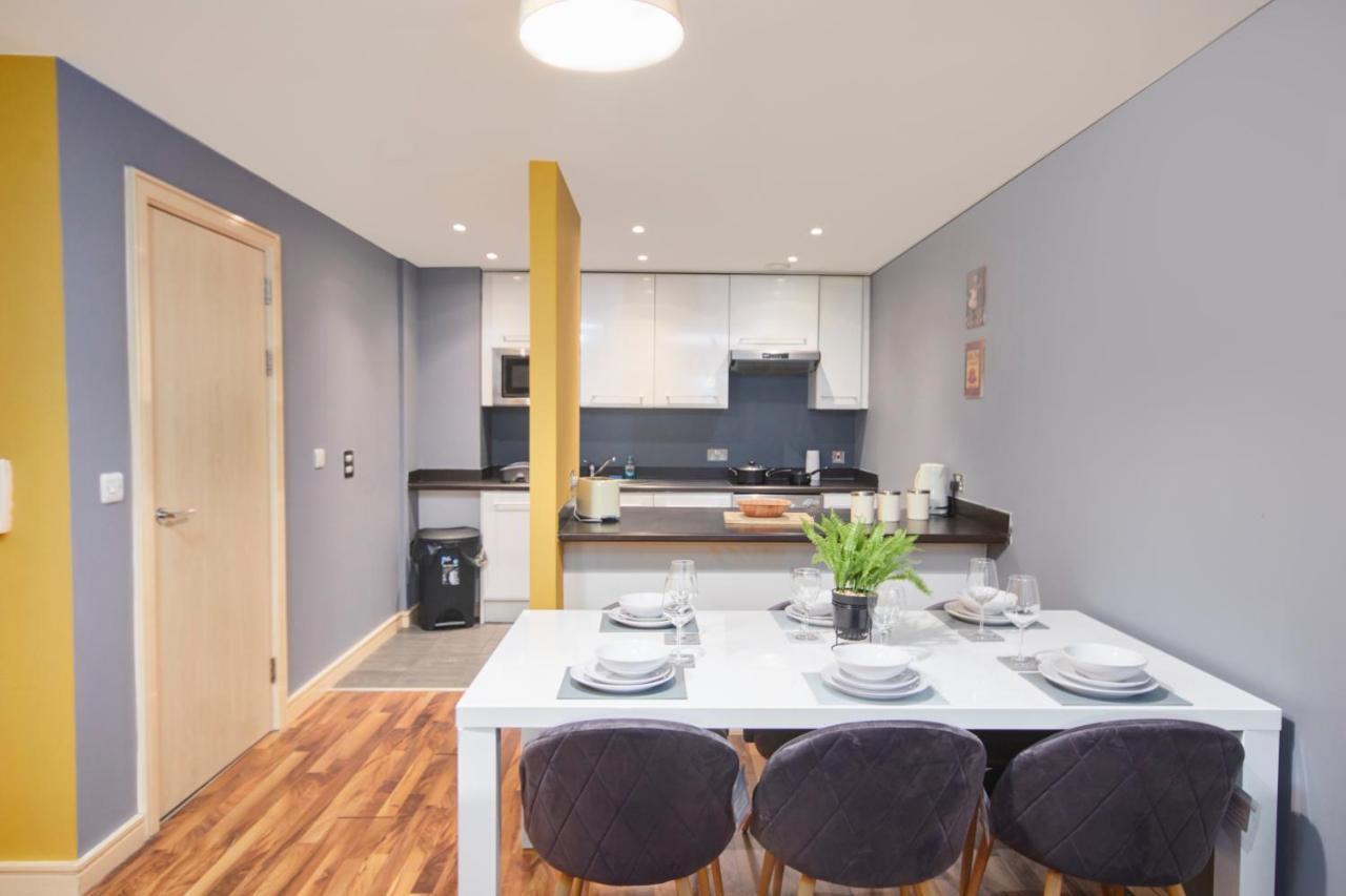 Stylish Manchester Gem - Sleeps 10! Eksteriør billede