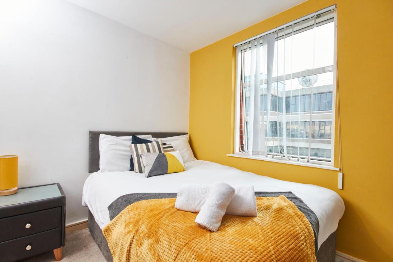 Stylish Manchester Gem - Sleeps 10! Eksteriør billede