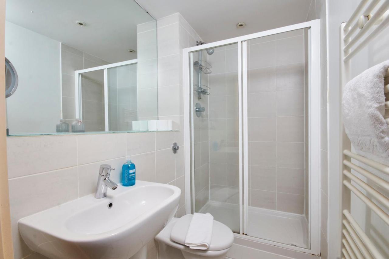 Stylish Manchester Gem - Sleeps 10! Eksteriør billede
